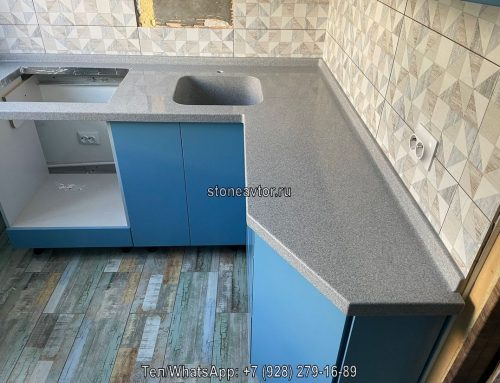 Столешница для кухни из искусственного камня под мрамор бежевый